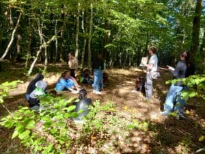 Lire la suite à propos de l’article Découverte de la biodiversité de la forêt du Gâvre par les 2ndes SAPAT