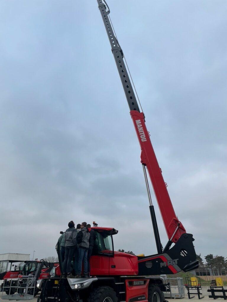 Manitou à l'extérieur