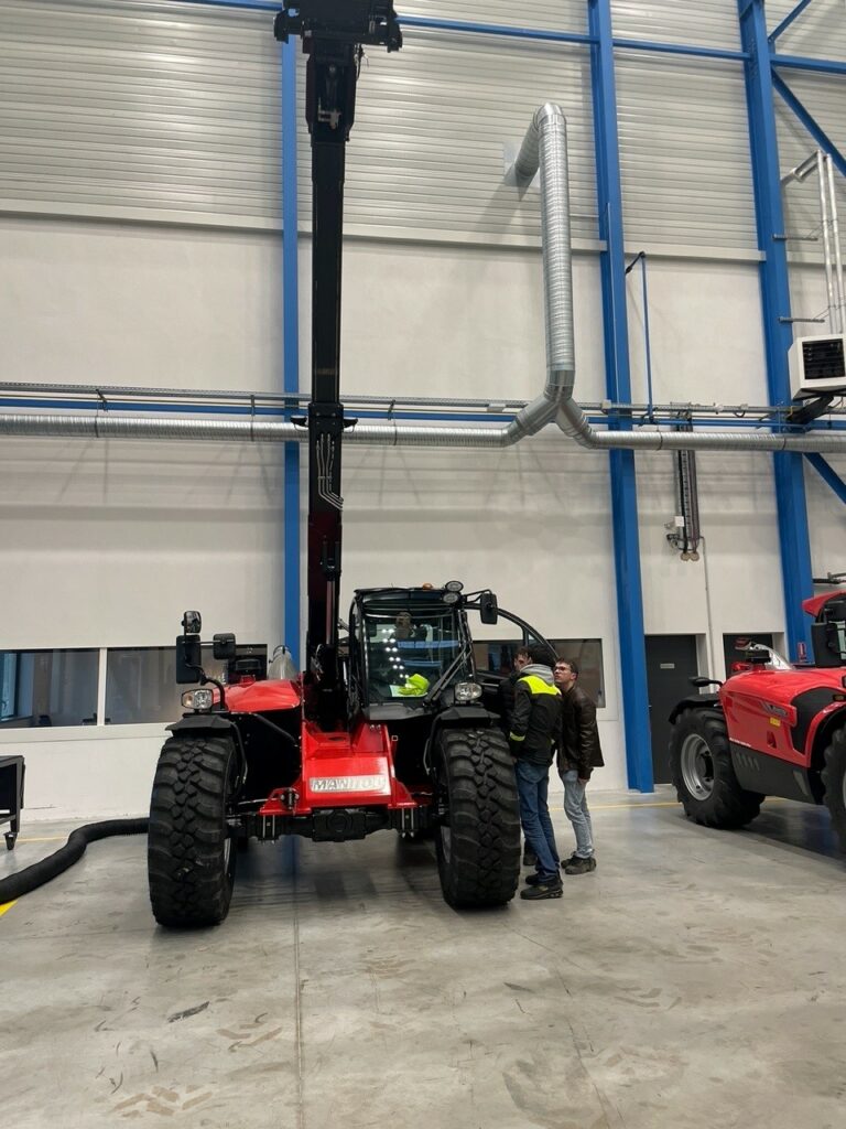 Manitou à l'intérieur