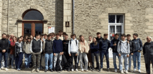 Lire la suite à propos de l’article Ploërmel, entre patrimoine, spiritualité et échanges : une escapade marquante pour nos élèves de Blain et Derval