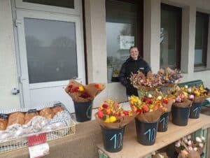 Lire la suite à propos de l’article Marché du terroir au Lycée Saint-Clair : une journée de partage portée par les élèves de CAP SAPVER